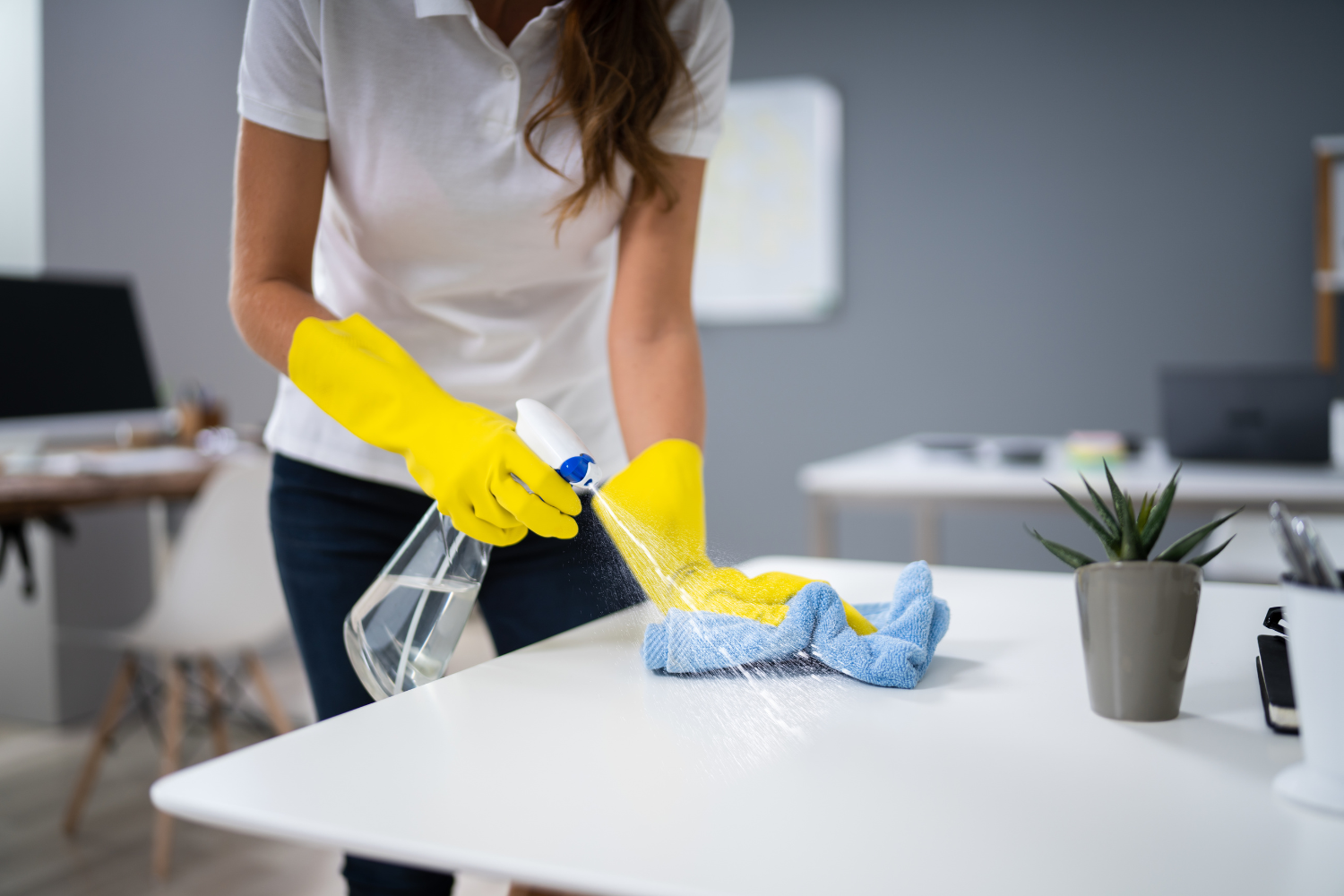 Workplace Wellbeing: Clean Workspaces, Healthier Teams